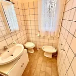 Mathilde, Deliziosa Con Inclusa Villa