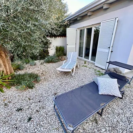 Mathilde, Deliziosa Con Inclusa Villa