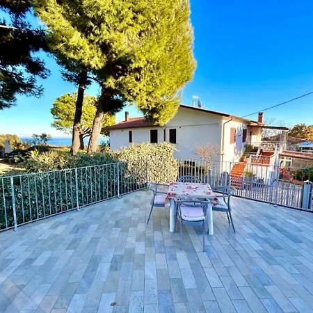 Mathilde, Deliziosa Con Inclusa * Numana