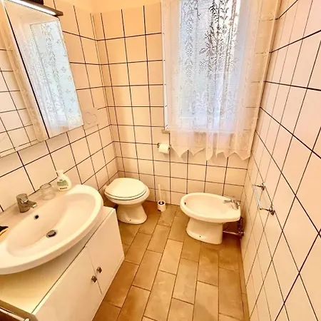 Mathilde, Deliziosa Con Inclusa Vila
